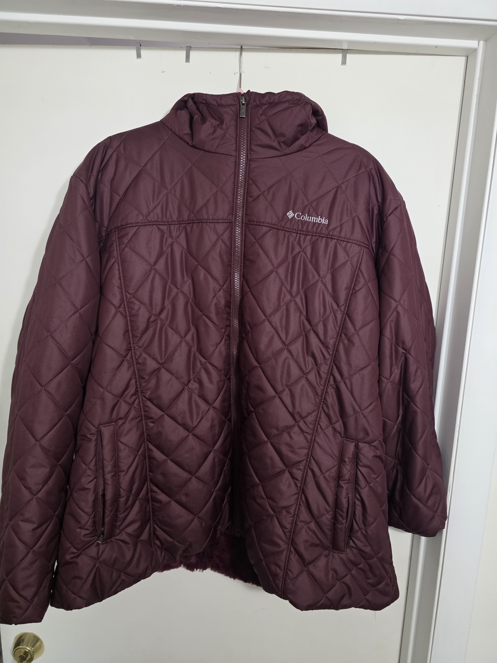 Columbia Plus Womens' Quilted Hooded Jacket - Plum